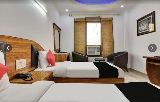 Tjs Royal Hotel Delhi  Eksteriør bilde