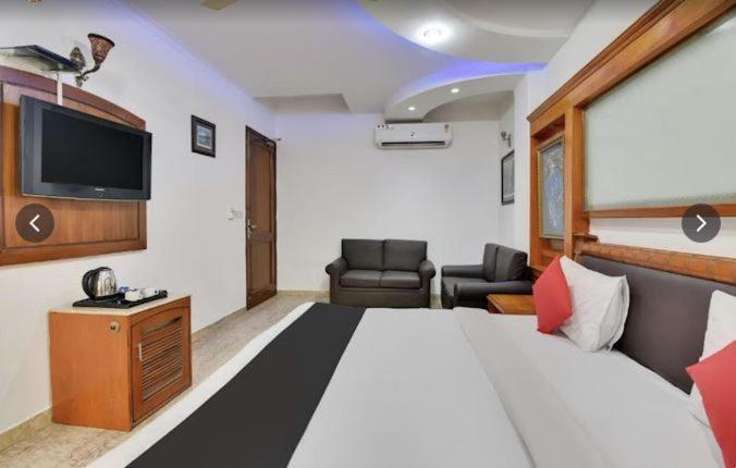 Tjs Royal Hotel Delhi  Eksteriør bilde
