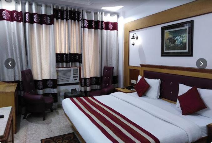 Tjs Royal Hotel Delhi  Eksteriør bilde