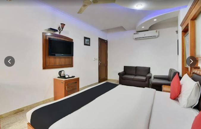 Tjs Royal Hotel Delhi  Eksteriør bilde